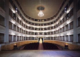 Grande successo al teatro Pacini con Rigoletto . Al via gli abbonamenti per la stagione 2014-2015
