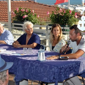 Giovedì 28 giugno Secondo appuntamento con Un mare di libri al Bagno Venezia di Lido di Camaiore