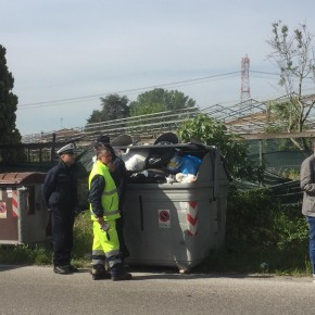 Scaricati rifiuti speciali a Pesciamorta e Rocconi. Indaga la polizia municipale  Giurlani “Sono scarti tessili, denunceremo i responsabili”