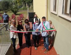 Inaugurata la ristrutturata scuola materna di Cardino Investimento da duecentoottantaseimila euro, forte contributo regionale