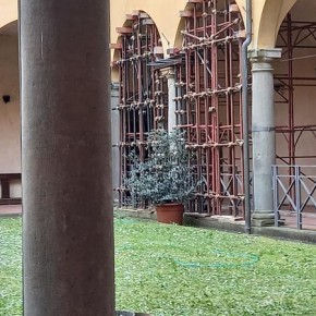 Sono partiti  i lavori di risanamento delle colonne dei chiostri dell’ex convento S.Francesco  di Pescia, per un investimento di circa 100mila euro