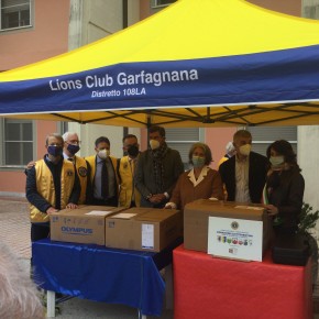 Il Lions club di Pescia impegnato in un service di zona in supporto agli ospedali di Barga e Castelnuovo