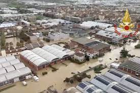 CONFINDUSTRIA TOSCANA NORD Alluvione, metà delle industrie colpite ad oggi inattive. Ancora in attesa di risposte da Roma sugli adempimenti tributari e le altre scadenze.