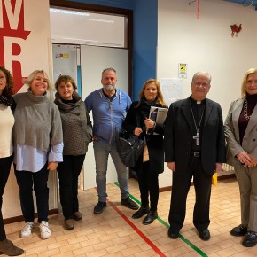 S.E. Mons. Fausto Tardelli in visita al Sismondi Pacinotti
