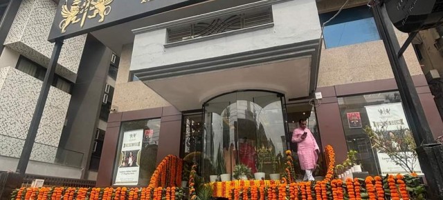 Apre il 27 aprile il primo atelier  di uno stilista italiano in India, a New Dehli