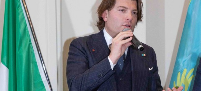 CONFINDUSTRIA TOSCANA NORD: Federico Albini (presidente sezione trasporti e logistica CTN) "Tagli selettivi delle accise sui carburanti per trasporti e logistica, concreta risposta al caro vita CONFINDUSTRIA TOSCANA NORD: Federico Albini (presidente sezione trasporti e logistica CTN) "Tagli selettivi delle accise sui carburanti per trasporti e logistica, concreta risposta al caro vita