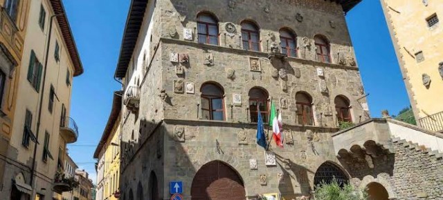 I consiglieri di opposizione di Pescia Cambia e del Gruppo Misto incalzano l’amministrazione comunale con una mozione sui medici di base mancanti “Molte zone del territorio e molti cittadini sono privi di questo essenziale servizio” I consiglieri di opposizione di Pescia Cambia e del Gruppo Misto incalzano l’amministrazione comunale con una mozione sui medici di base mancanti “Molte zone del territorio e molti cittadini sono privi di questo essenziale servizio”