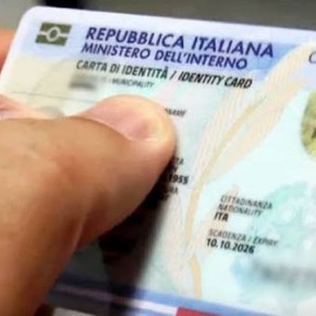 Carta d’identità elettronica, nuove aperture straordinarie a Pistoia per facilitare il rilascio