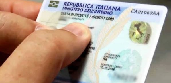 Carta d’identità elettronica, nuove aperture straordinarie a Pistoia per facilitare il rilascio Carta d’identità elettronica, nuove aperture straordinarie a Pistoia per facilitare il rilascio