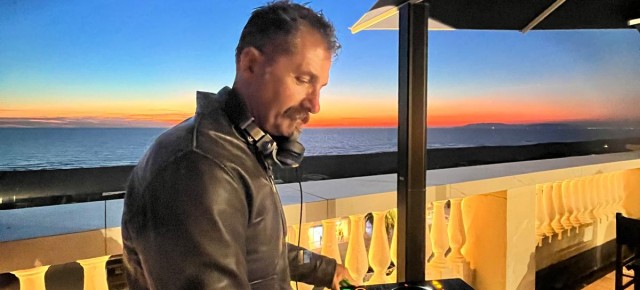 Al Palace Hotel domenica 20 settembre Musica in Terrazza con dj Montanelli Al Palace Hotel domenica 20 settembre Musica in Terrazza con dj Montanelli
