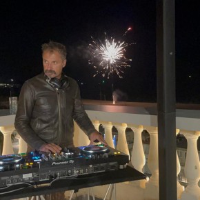 Al Palace Hotel domenica 27 settembre   Dolce Vita House  Musica in Terrazza con dj Wally