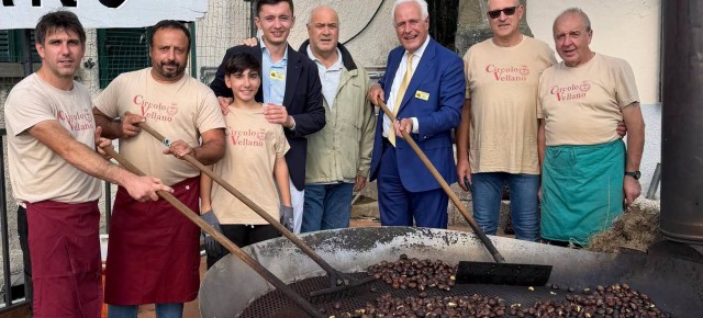Grande successo della 58ma SAGRA DELLE FRUGIATE di VELLANO Grande successo della 58ma SAGRA DELLE FRUGIATE di VELLANO