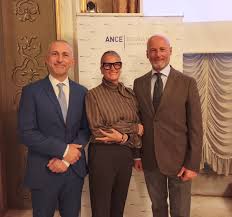 Carla Battaglia eletta al vertice di Ance Toscana Nord esordisce in presidenza con la Mostra "Scatti di costruzioni". Faggi (Prato) e Palandri (Pistoia) vicepresidenti Carla Battaglia eletta al vertice di Ance Toscana Nord esordisce in presidenza con la Mostra "Scatti di costruzioni". Faggi (Prato) e Palandri (Pistoia) vicepresidenti